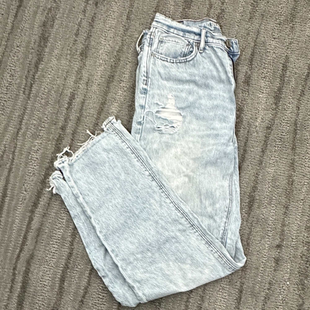 Light Wash Distressed Jeans
